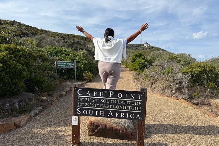 Cape Peninsula Private Full-Day: Bo-Kaap, Seal Cruise, Penguins & Cape Point