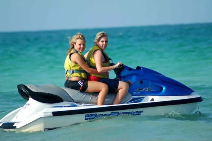 Djerba Jet Ski Adventure: Coastline Tour & Dolphin Encounters