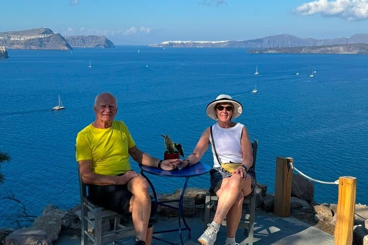 Santorini Private Luxury Tour: Oia Sunset, Wine & Hidden Gems (4‑Hour) photo 2