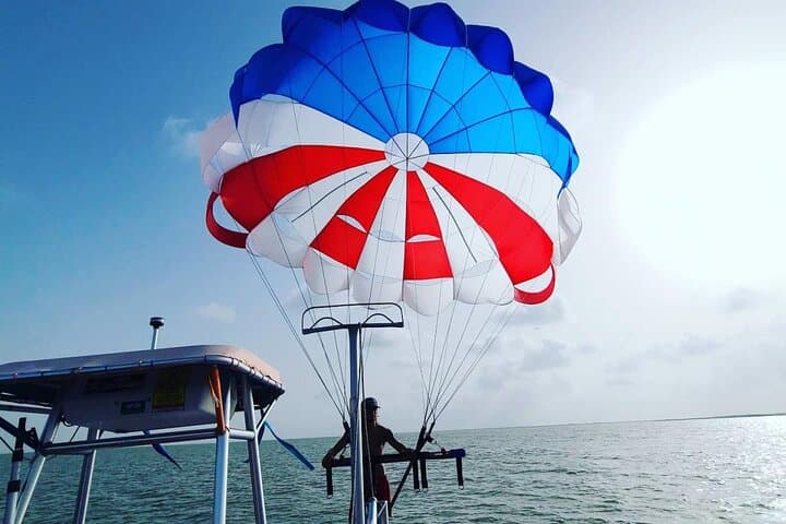 Parasailing Over Sharm El Sheikh: Scenic Sky Rides with Hotel Transfer photo 4