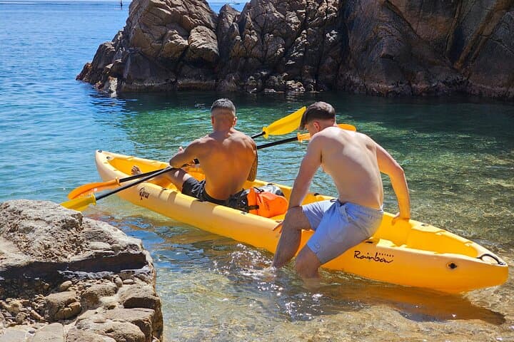 Kayak the Costa Brava: Guided 90‑Minute Blanes Excursion photo 3