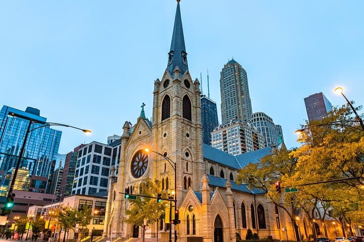 Private Downtown Chicago Guided Walking Tour - Architecture, History & Cloud Gate photo 4