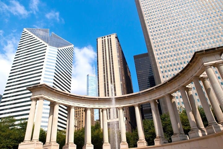 Private Downtown Chicago Guided Walking Tour - Architecture, History & Cloud Gate photo 5