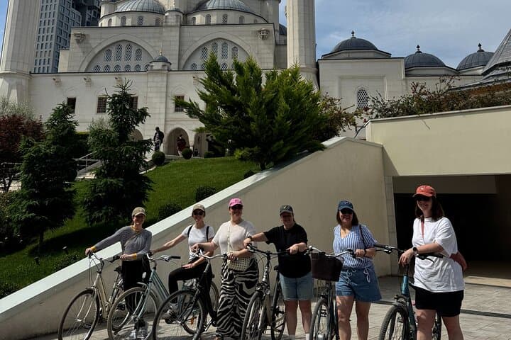 Self‑Guided Bike & E‑Bike Rental in Tirana — Old Bazaar to Grand Park photo 5