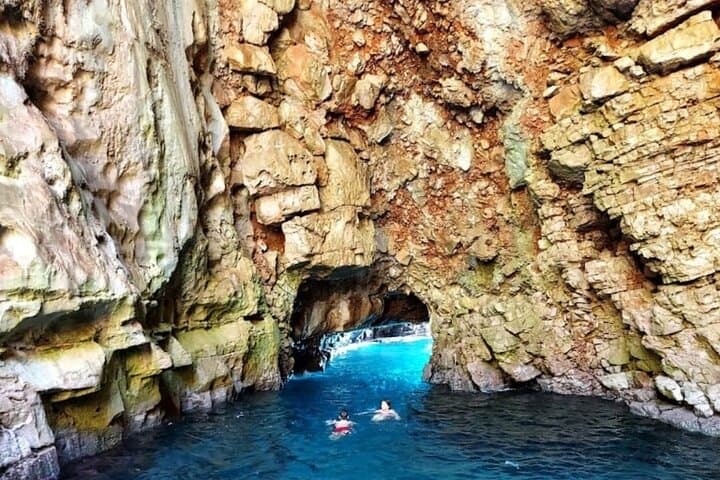Mljet Island Boat Tour: Odysseus Cave & Green Cave Small-Group Cruise