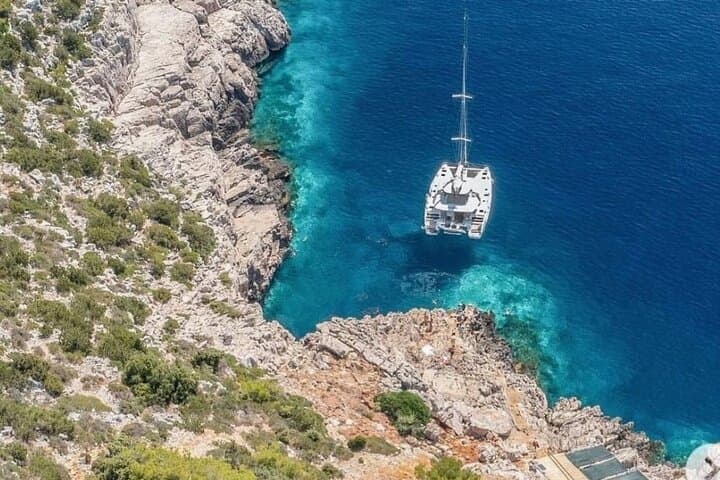 Mljet Island Boat Tour: Odysseus Cave & Green Cave Small-Group Cruise photo 3