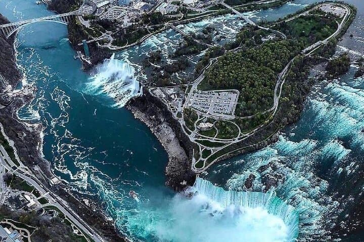 New York 4-Day Tour to Niagara Falls & Washington D.C. — Corning, Boston & Maid of the Mist photo 6