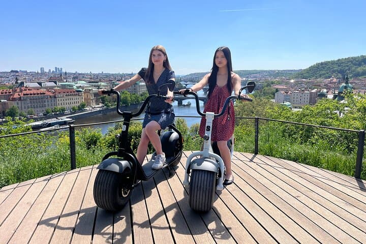 Prague Fat-Tire E‑Scooter Tour — Castle, Petřín & Charles Bridge in 3 Hours photo 3