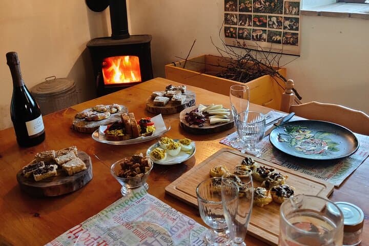 Truffle Hunting near Parma: Dog-Guided Forage & Truffle Lunch in Valmozzola photo 4