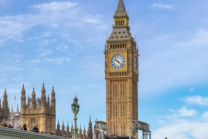 Westminster & Westminster Abbey: A Premium Blue Badge Walking Tour of London's Core photo 3