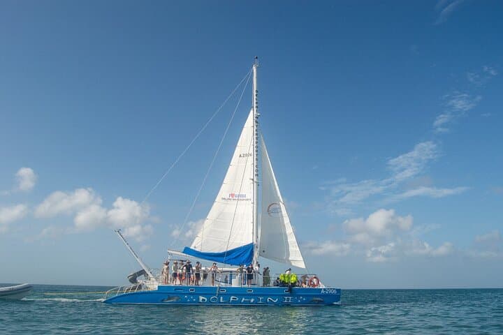 Antilla Shipwreck Catamaran Snorkel in Aruba — 3‑Hour Sail with Open Bar