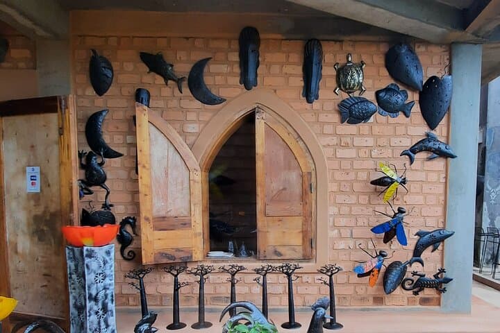 Rova Revealed: Royal Palace and Craft Workshops Day Tour in Antananarivo photo 2