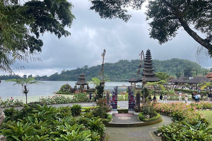 North Bali Private Trip: Jatiluwih Rice Terraces, Ulun Danu Temple & Leke-Leke Waterfall photo 5