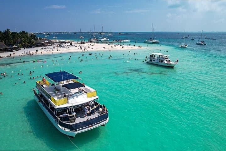 Playa del Carmen Catamaran to Isla Mujeres: Snorkel, Playa Norte & Open Bar photo 2