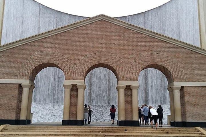 Houston City Tours: Quirky Architecture, Waterwall & Beer Can House Discovery photo 2