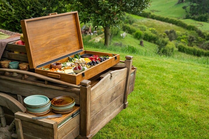 Private Hobbiton Behind-the-Scenes Tour — Day Trip from Auckland to the Movie Set photo 2