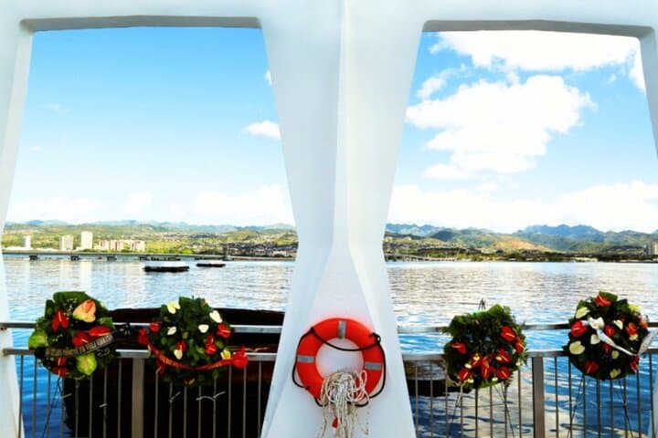 Pearl Harbor and Hawaiian Kingdom History Tour from Waikiki to the USS Arizona Memorial photo 4