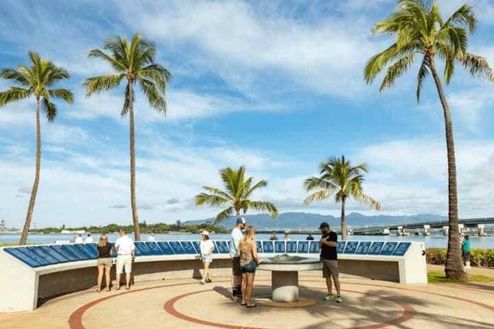 Pearl Harbor and Hawaiian Kingdom History Tour from Waikiki to the USS Arizona Memorial photo 5