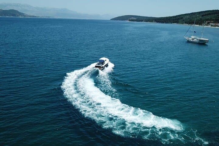 Private Split Boat Tour: Blue Lagoon Snorkel & Trogir Waterfront Lunch photo 5
