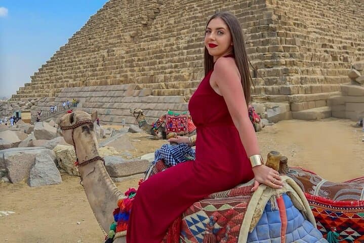 Private Giza Pyramids Camel Ride and Lunch — All-Inclusive 4–5 Hour Tour