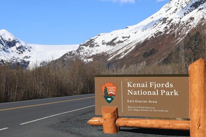 Exploring Alaska’s Wild Heart: Private Seward to Anchorage Scenic Transfer photo 2