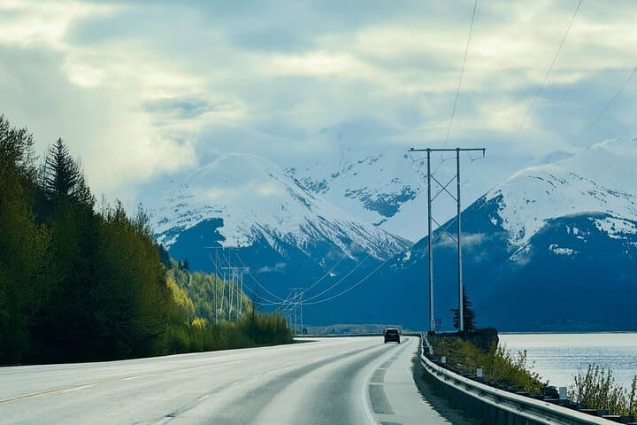 Alaska’s Whittier Cruise Transfer: Scenic Wildlife and Wilderness Tour photo 3