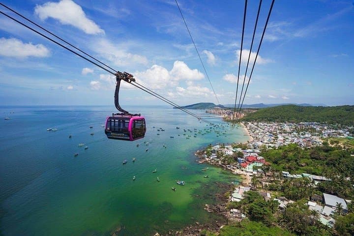Phu Quoc 4-Island Full-Day: Snorkel, Speedboat & World’s Longest Sea-Crossing Cable Car photo 2