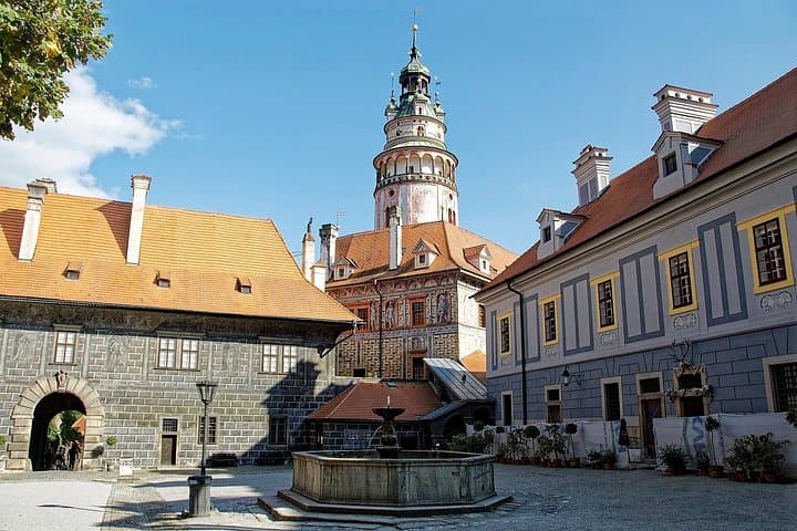 Day Trip to Cesky Krumlov from Prague: Castle Views, Vltava Bridges and Medieval Streets photo 4