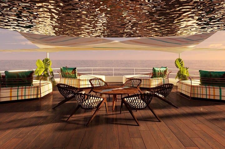 Phu Quoc Night Cruise: Floating Entertainment, Underwater Walk & Fireworks