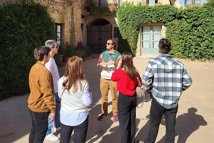 Costa Brava Private Day Trip from Barcelona: Bays, Camino de Ronda & Peratallada photo 2