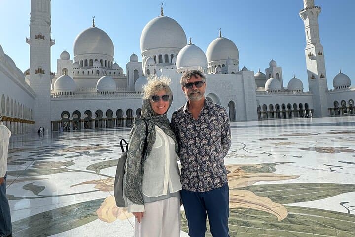 Abu Dhabi Private Full-Day City Tour from Dubai: Sheikh Zayed, Corniche & Culture