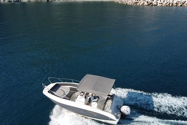 Private Full-Day Amalfi Coast and Capri Excursion by Speedboat photo 3