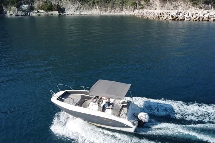 Private Full-Day Amalfi Coast and Capri Excursion by Speedboat
