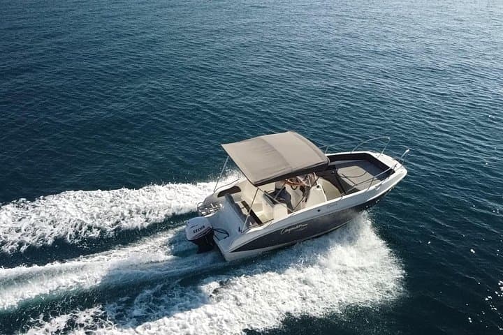 Private Full-Day Amalfi Coast and Capri Excursion by Speedboat photo 5