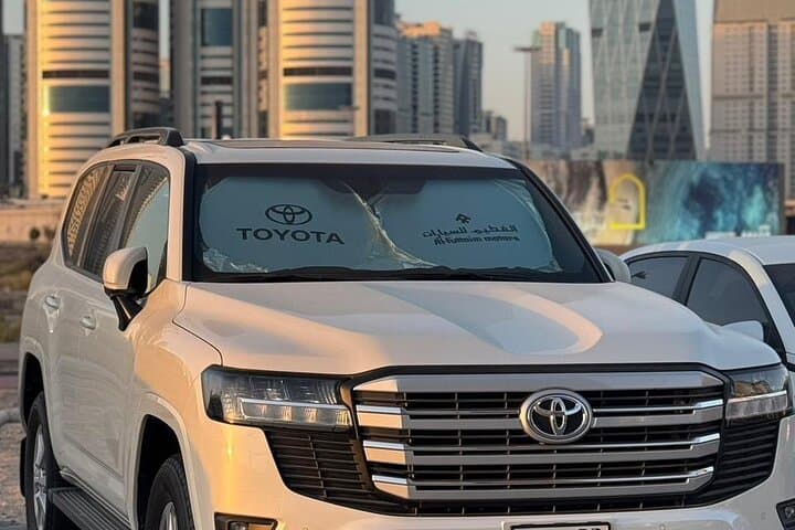 Private Chauffeur Service Dubai & Abu Dhabi: Luxury Transfers & Hourly Rentals photo 6