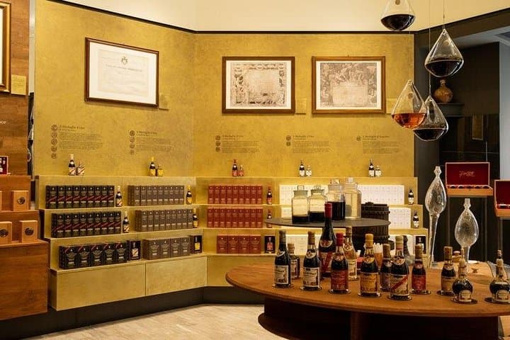 Inside Casa Giusti: Balsamic Tasting and Emilian Home Lunch in Modena photo 5