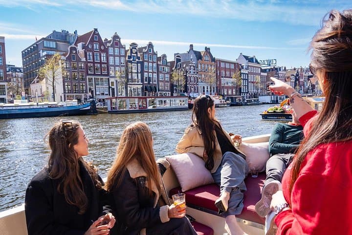 Amsterdam 1-Hour Electric Canal Cruise with Snacks & Drinks photo 5