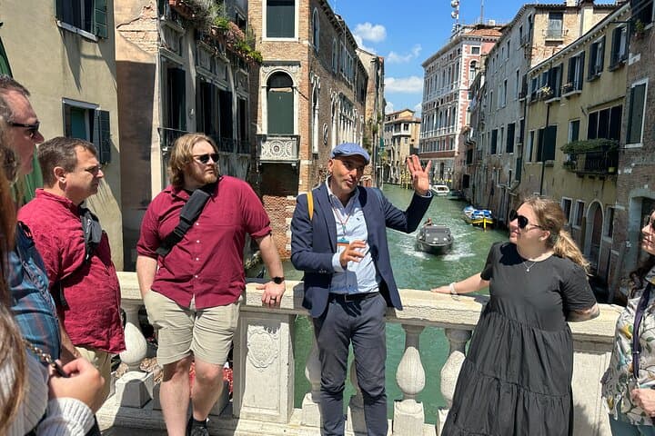 Venice City Highlights Walking Tour with Local Guide photo 5