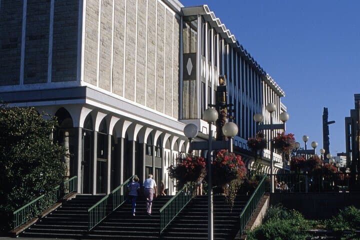 BC Self-Guided Walking Bundle: Victoria Inner Harbour, Stanley Park & Fort Langley photo 2