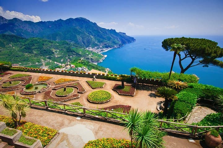 Amalfi Coast Private Car Tour from Naples: Vesuvius, Amalfi, Positano & Ravello photo 2