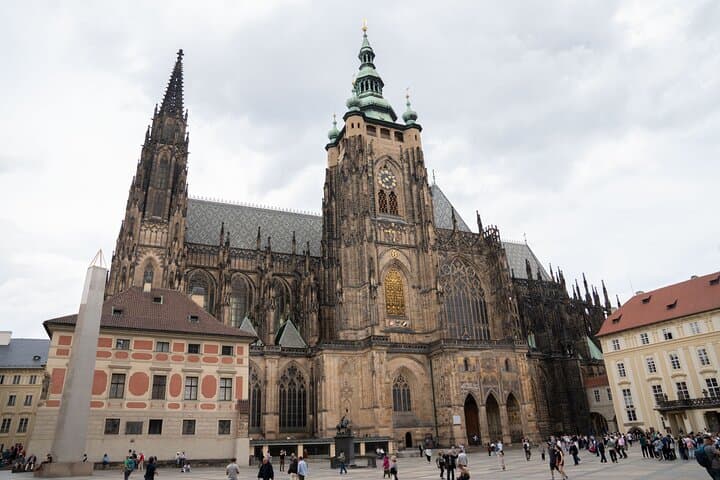 Prague Castle Small-Group Tour: Skip-the-Line St. Vitus, Royal Palace & Golden Lane photo 2