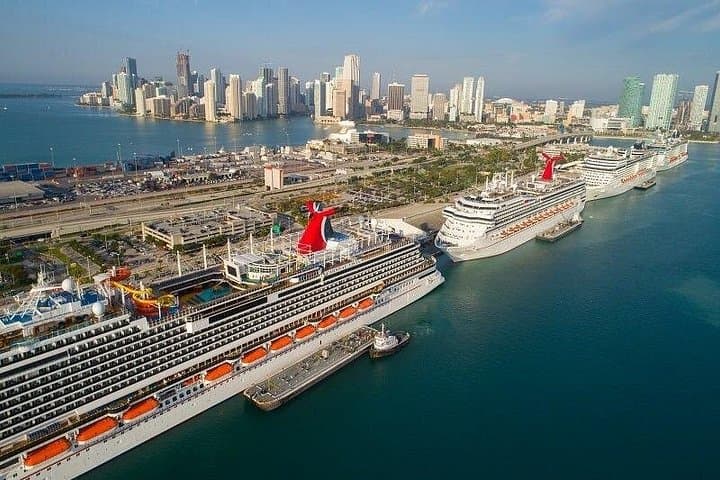 Private Transfer Miami to Orlando: Door-to-Door Comfort and Tips photo 3