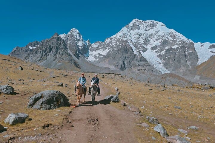 Horseback to Ausangate’s 7 Lakes: Full-Day Ride, Picnic & Hot Springs