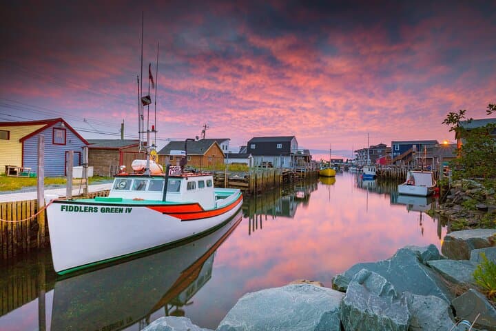 Peggy’s Cove & Halifax Essentials: Lighthouse Views, Citadel History, and Titanic Memorial Tour photo 2