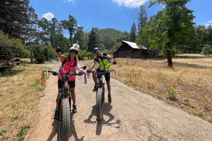 Full-Day E-Bike and Gold Panning Tour in Mariposa — 27-Mile Sierra Foothills Ride