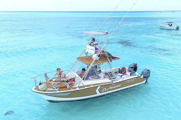 Private Boat to El Cielo & Palancar: Cozumel Private Snorkel Charter