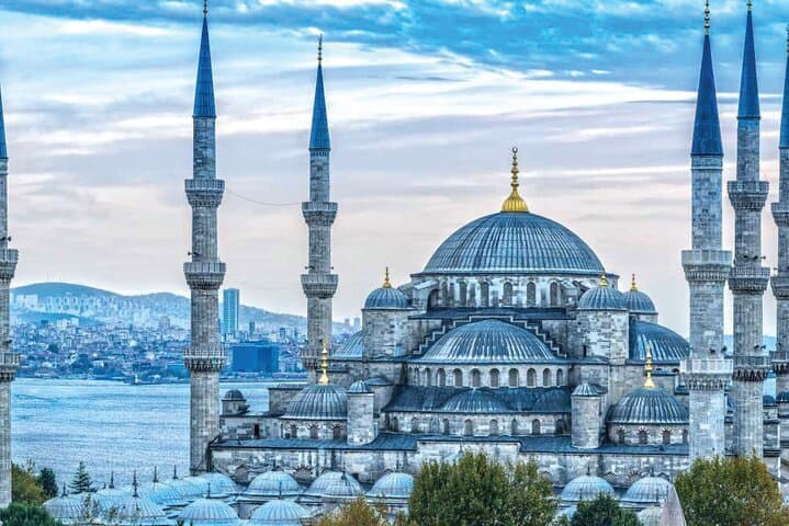 Istanbul City Highlights Tour: Hagia Sophia, Blue Mosque & Grand Bazaar photo 1