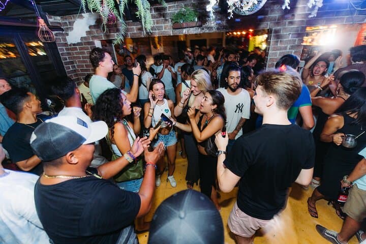 Tamarindo Nightlife Bar Crawl: Ultimate Friday Party Guide photo 6