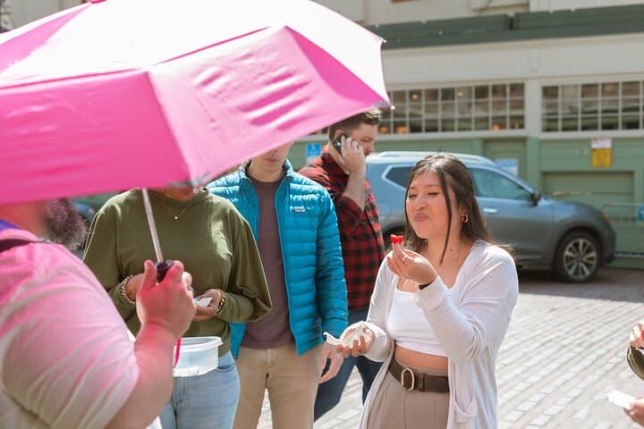 Insider Breakfast & Sunrise Tasting Tour of Pike Place Market photo 5