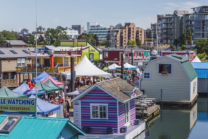 Victoria Highlights Tour: Butchart Gardens, Inner Harbour & Chinatown photo 4